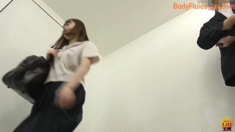 EE-611 日本語 トイレ 盗撮 放尿 Japanese Toilet Spy Cam Pissing (2022/FullHD/3.48 GB) 1.4810_EE-611