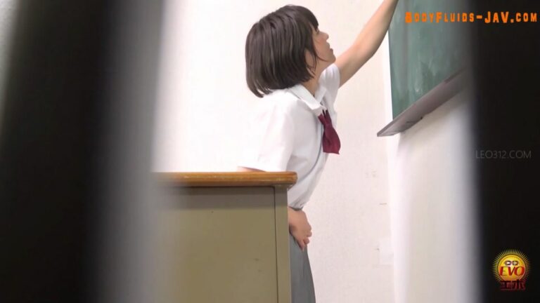 EE-618 トイレボムスカトロ女子 Toilet Bomb Scat Girls (2022/FullHD/7.38 GB) 1.4879_EE-618