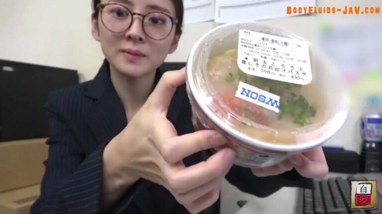 JG-536 太ったたわごとでクローズ アップの自撮り Closeup Selfie with Fat Shit (2022/FullHD/3.25 GB) 1.4998_JG-536