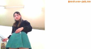 SR078 トイレでおならやうんちをする女性 Women Farting and Pooping in the Toilet (2023/FullHD/5.22 GB) 1.5044_SR078