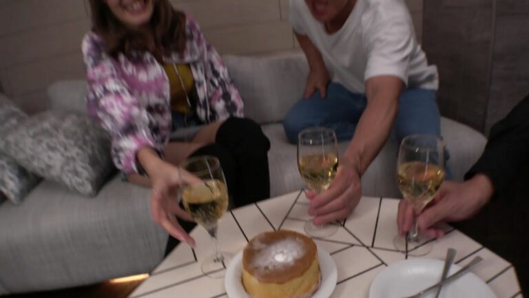 AVSA-240 女の子の家で浣腸遊び Playing with an Enema at a Girls House (2023/FullHD/7.49 GB) 1.5097_AVSA-240