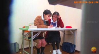 EE-698 尿の楽園。 おしっこへの絶望 Urinary Paradise. Desperation to Pee (2023/FullHD/3.54 GB) 1.5124_EE-698