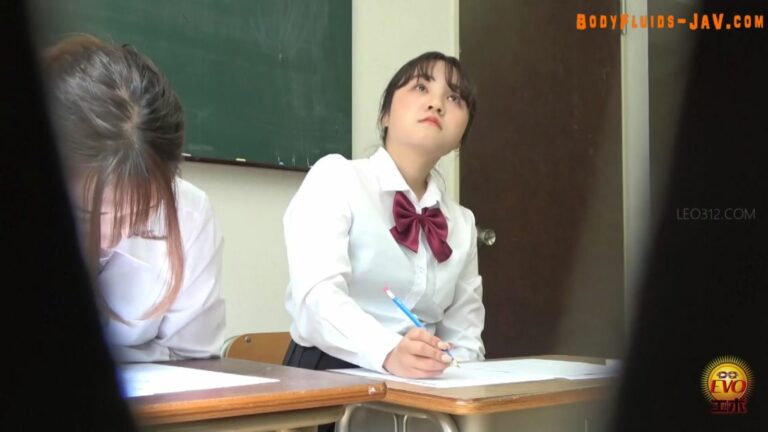 EE-714 隠しカメラでパンティーに放尿 Hidden Camera Pissing in Panties (2023/FullHD/4.02 GB) 1.5184_EE-714