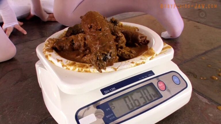 805 Grams of Faeces from Misaki Takashima 805高島美咲からの糞便のグラム (2022/SD/228 MB) 3.1137_BFSpec-156_NEW