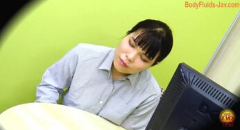 EE-602 おしっこに駆けつける自家製盗撮 Homemade Voyeur Rushing to Pee (2022/FullHD/4.66 GB) 5.4784_EE-602