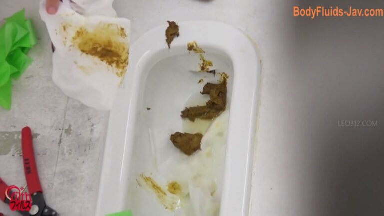 FF-530 Blushed Girls Panic Stool at Doorless Toilet (2021/FullHD/4.33 GB) 1.4479_FF-530