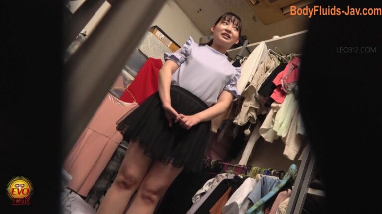 EE-524 Voyeur in the Toilet, Laser Beams of Female Urine (2020/FullHD/4.08 GB) 1.4302_EE-524
