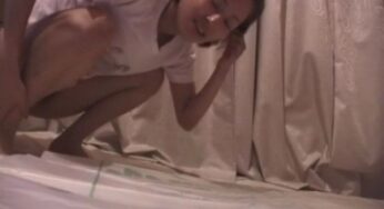Pooping girl on her underwear (2022/UltraHD/2K/430 MB) 4.1073_BFSpec-1073_NEW