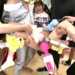 SVDVD-355 Adachi Yuna, Omomo Risa, Yukino Riko おもちゃの国の無垢無垢三姉妹 マゾッホ信長