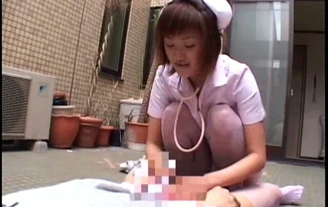 Screenshot 10 aus MFDA-005 Yagami Ryouko, Nanase Kaori’s Desire Syndrome: True Foot Slave Dependency 5 Slut Footjob Fetish
