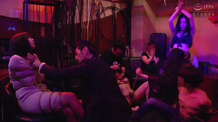 Screenshot 19 from SMSD-020 Momosa Yurina: Ghost Domination – A Desperate Housewife’s Descent into Tight Bondage and Netori/Netora S&M