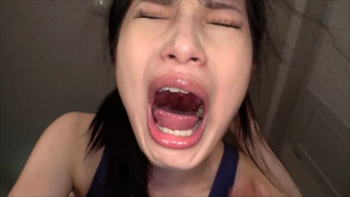 XRW-728 Nakajou Kanon: Throat Invasion, Deep Throating, Long Body, Real Handjob, Slender Beauty, Facial and Zermatt Irama のスクリーンショット 5