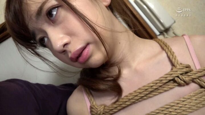 Screenshot 13 from HBAD-506 Ooura Manami: The Unspoken Desires of a New Wife – Trained as a Tight-Restrained M-Wife by Her Godfather, SM Wife Humiliation Hihino