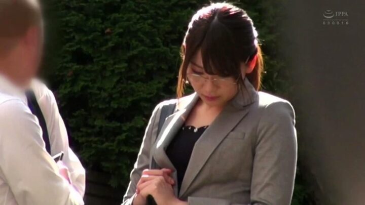Screenshot 21 from DFE-039 Kase Nanaho: The Timid Teacher’s Desperate Megane Zemen Bukkake Orgy