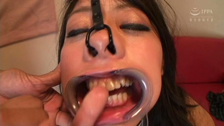 Screenshot 9 from NEO-423 Niio Kiriko, Terashima Shiho, Anno Yumi Bus (Laugh) Nose Fuck Facial Emission 24-person Deep Throating Wife Mature Woman Kudou Kokushin’nan SM Neo (RADIX)
