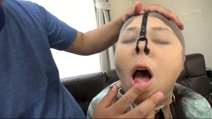 Screenshot 6 from NEO-423 Niio Kiriko, Terashima Shiho, Anno Yumi Bus (Laugh) Nose Fuck Facial Emission 24-person Deep Throating Wife Mature Woman Kudou Kokushin’nan SM Neo (RADIX)