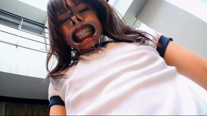 Screenshot 19 from NEO-423 Niio Kiriko, Terashima Shiho, Anno Yumi Bus (Laugh) Nose Fuck Facial Emission 24-person Deep Throating Wife Mature Woman Kudou Kokushin’nan SM Neo (RADIX)