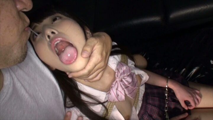 Screenshot 5 from MDTM-489 Kuraki Shiori: Blindfolded Captivity, Worm Acne, Mediation Station Humiliation 3P・4P SM
