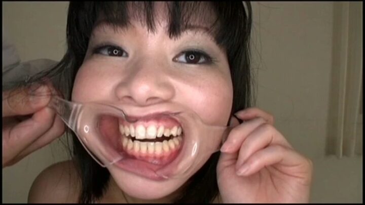 Screenshot 2 from LIA-213 Sonoda Akiko, Ogawa Nao Beautiful Girls’ Oral Cavity Observation PHILIA Pool Club Entertainment