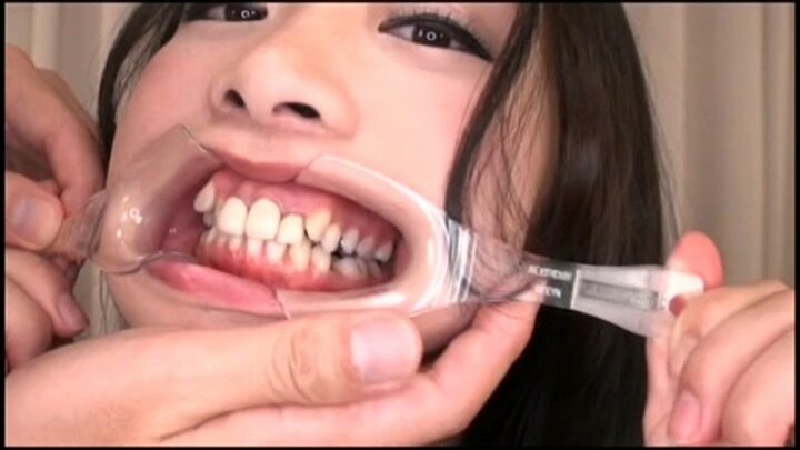 Screenshot 17 from LIA-213 Sonoda Akiko, Ogawa Nao Beautiful Girls’ Oral Cavity Observation PHILIA Pool Club Entertainment