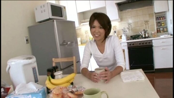 Screenshot 16 from KKA-001 Mother’s Delicious Handjob – Breast Milk LOTUS