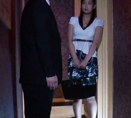 Screenshot 11 from ZEAA-42 Namiki Touko: My Older Wife is a Slender Sex Toy – Married Woman Restraint, Clothing Restraint, Goku