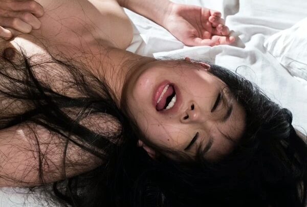 Screenshot 9 from SBK-09 Nagai Mihina: Undressing Mihina, Model-Wife Style Golden Shower, Queen-Like M Male Domination S&M Sniper