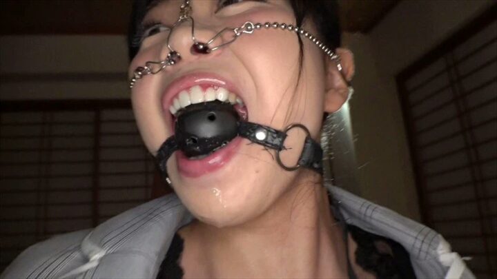 Screenshot 15 from ENKI-011 Miyamura Nanako: Perverted Beauty Clerk Forced to Do Lewd Acts, Cum Swapping, Excessive Pantyhose, Mini Skirt, Fellatio – K.M.Produce