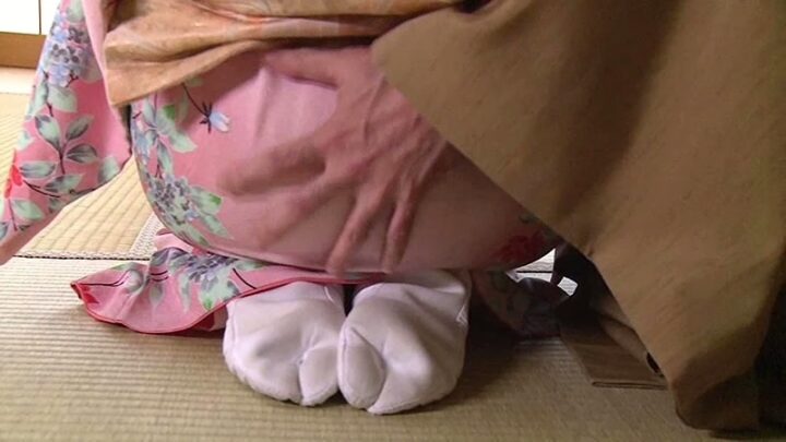 Screenshot 17 from EBL-008 Betrayed by My Stepmother… Uchimura Rina (Uchimura Rina) Waap Entertainment