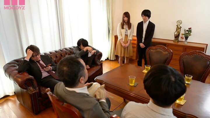 Screenshot 11 aus MIAA-113 Hatano Yui: My Beloved Wife Becomes a Slut and Is Repeatedly Creampied by a Black Man… Cum Rape