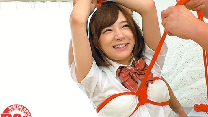 Screenshot 12 aus SIM-006 Mizushima Arisu, Mizuhara Noa: Bin ich ein M-Mädchen? Die erste enge Einschränkungsherausforderung mit einem riesigen Schwanz