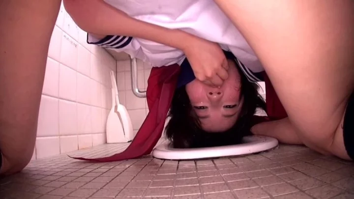 MGQ-005 変態公共トイレパンティーフラッシングトイレ奴隷少女 安藤まどか オーギー 学生自慰 GLORYQUEST ボンデージ、 promiscuity、SM支配 のスクリーンショット 20