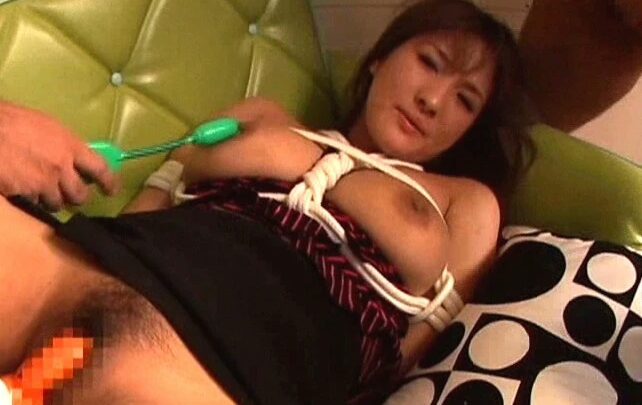 Screenshot 16 aus MJD-29 Yurias Illa-machi 9 ~ Brustige Promi-Beschämung ~ Brustfolter, Inflation, Demütigung Ruhmquest
