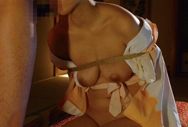 Screenshot 3 from HRM-002 Kinbaku Vision: Shimekomi Fantasy - Nao Mizuki in Kimono SM con Grandi Tette