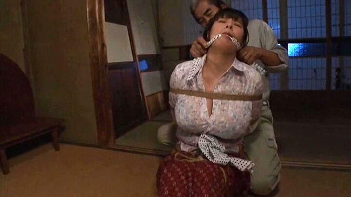 Screenshot 19 aus SMSD-015 Hana Haruna: Blühender Zusammenbruch - Die prächtige Qual der Brustfolter
