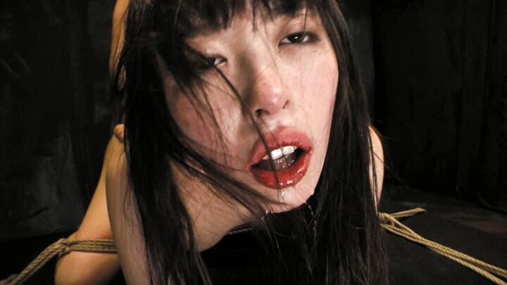Screenshot 2 from XRW-338 Kuroki Ikumi: Complete Restraint, Full Compliance – Forced Iramachi, Real Deep Throating