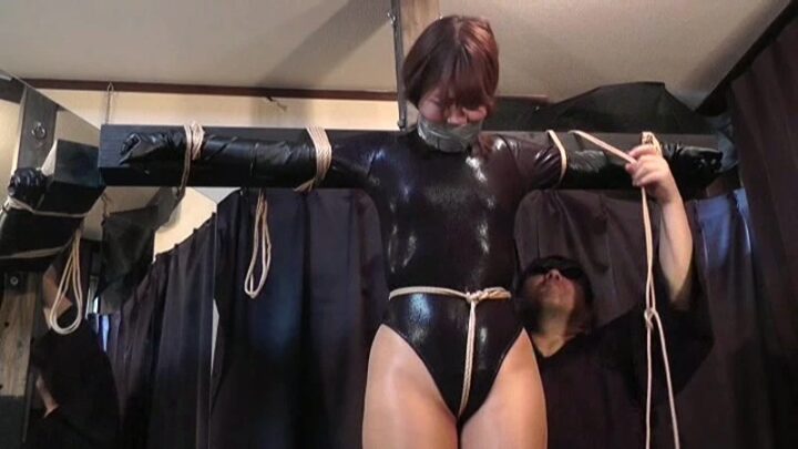 Screenshot 5 from XRW-367 스가하라 카논: 위험과 절망, 타이트 바인딩과 포박, 히메 K.M. 프로듀스