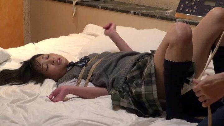 Screenshot 17 from XRW-847 Yamai Suzu: Tightly Bound Initiation – A Strict Daddy Discipline with Extreme Tightness and Acne Torture on a Schoolgirl in Uniform