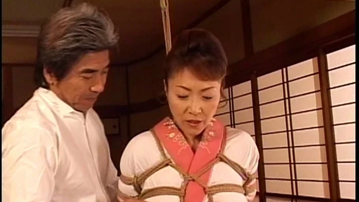 Screenshot 9 from DSE-714 Las obras de tortura de senos de bondage ajustado de Yuhikaru 2: Entretenimiento escénico de sueños lésbicos SM