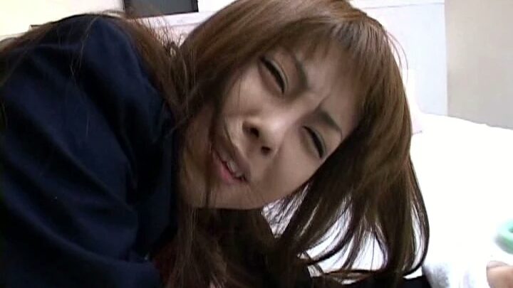 Screenshot 3 from JAMA-002 극심한 굴욕: 카와카미 유우와 다른 여학생들을 속여 항문 삽입하게 하기... 140분 스타일라토 잼 / 망상족