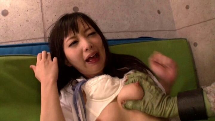 Screenshot 10 aus DVDES-659 Kawai Kan, Hoshino Tsumugi, Kairi Akemi: Alien Academy - Übermächtiger Penisangriff, Massive Ejakulation, Orgasmische Folter