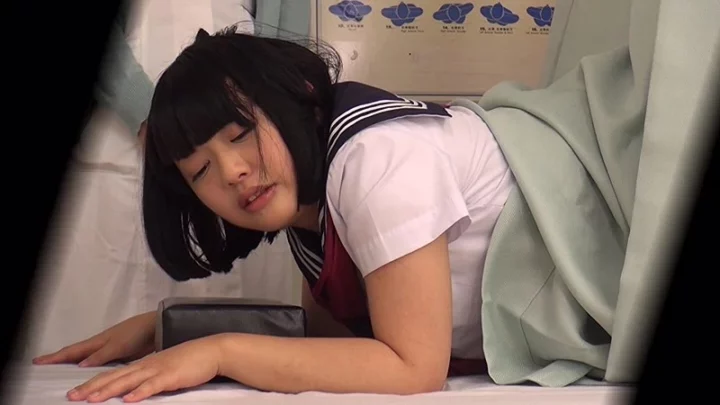 Screenshot 12 from DVDES-883: A Young Girl’s Tiny Anus is Invaded by a Sadistic Medical System Called ‘Examination’… Loli Series Costume Medical Uniform