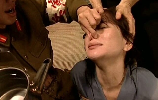 Screenshot 7 aus HAVD-414: Fortsetzung der Tragödie des Krieges - Gebundene Schönheit, vor den Augen ihres Mannes gefangen, andere FETISCH Gefangenschaft HIBINO