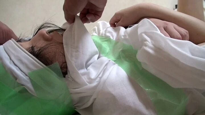 Screenshot 4 from IENE-456 □ Niña secuestrada y encarcelada Violación: Actriz Irama Miyu Captividad Petite