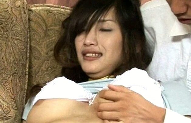 Screenshot 21 from IESM-031 鬼魂：年輕妻子演員 Aiena Jii，已婚女性，成熟女性，Oishi Moe