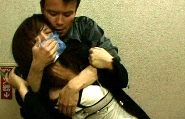 Screenshot 21 aus IESP-341 Haduki Naho: Rape in the Office