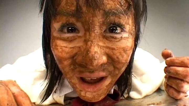 Screenshot 20 from KUSP-022 시코이 제메: 아름다운 젊은 소녀들과 함께하는 대규모 배설물 오르기, 골든 레전드 빅뱅 버전. 기타 페티시 200분 배설물 섭취 자연 고양이 배설물