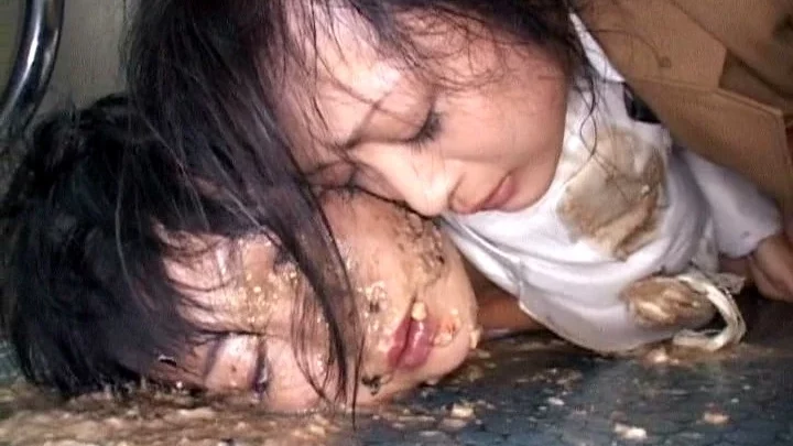 Screenshot 3 from NHDT-894 学校里的公开羞辱：窒息、呕吐和灌肠 - 与女学生的深喉和肛门游戏