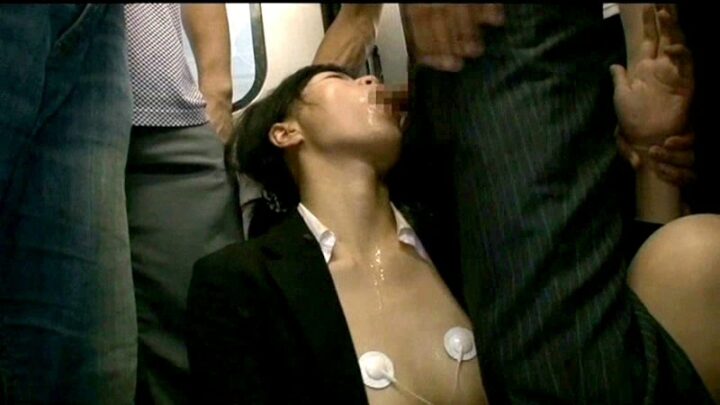 Screenshot 10 from NHDTA-306 Pervert de Choque Eléctrico: Locura del Cuerpo Femenino, Molestador en el Tren Oohori Kana, Kohaku Uta
