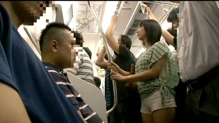 Screenshot 9 from NHDTA-306 Pervert de Choque Eléctrico: Locura del Cuerpo Femenino, Molestador en el Tren Oohori Kana, Kohaku Uta